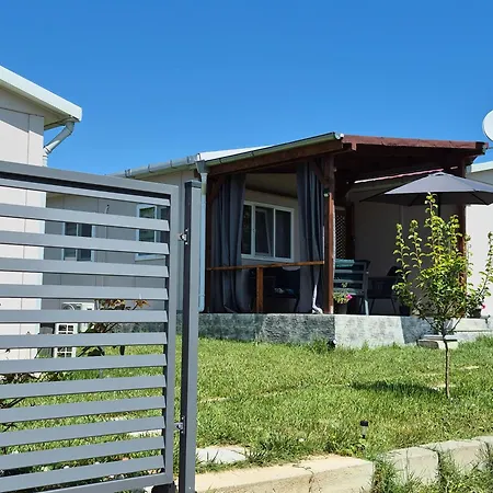 Ваканционно селище къщички Sunrise *