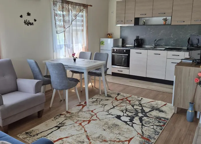 ホリデーパーク къщички Sunrise ツァレヴォ