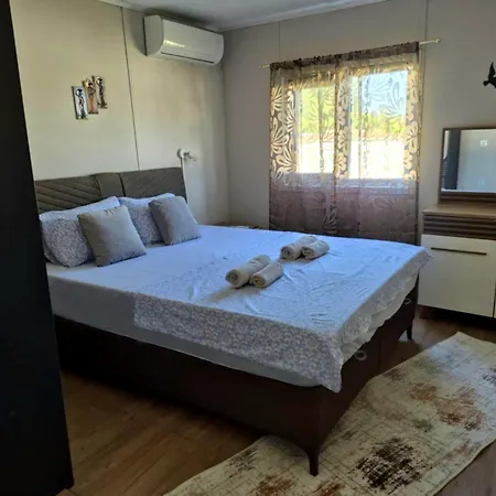 къщички Sunrise Aldeamento Turístico Carevo