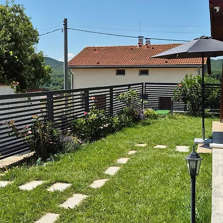 פארק נופש къщички Sunrise