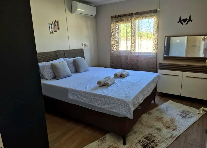 къщички Sunrise Üdülőpark Carevo